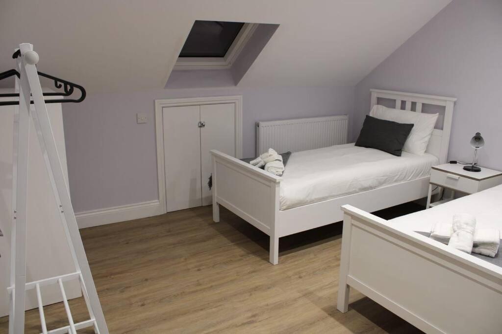 5 Star Apartment Лондон Экстерьер фото
